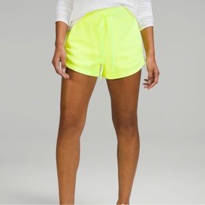 Lululemon Inner Glow High-Rise Short 3”